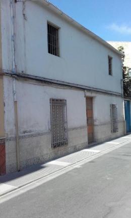 1   -  Casa en c/ Granada 7 Huétor Tajar 18360 Granada