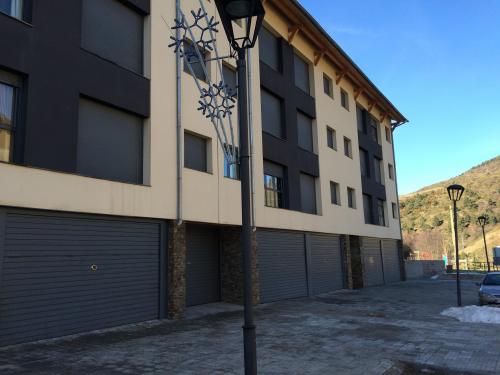 VIVIENDA CON PARKING SITUADA EN LA MOLINA